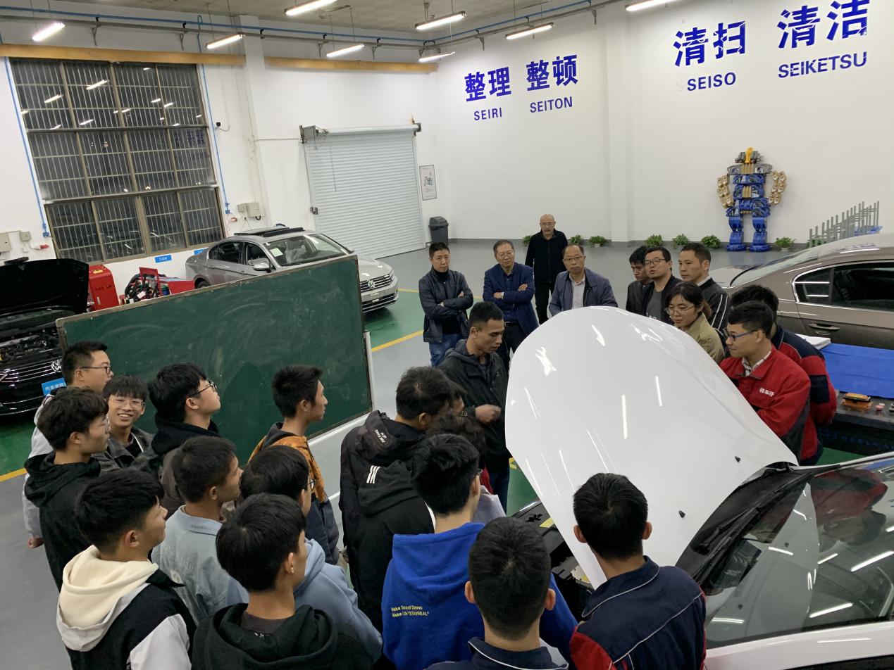 新能源汽车技术培训举行